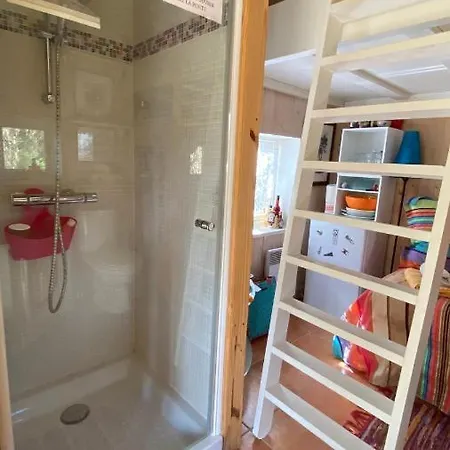 Holiday home Le Petit Poulailler Au Beau Milieu Des Pins